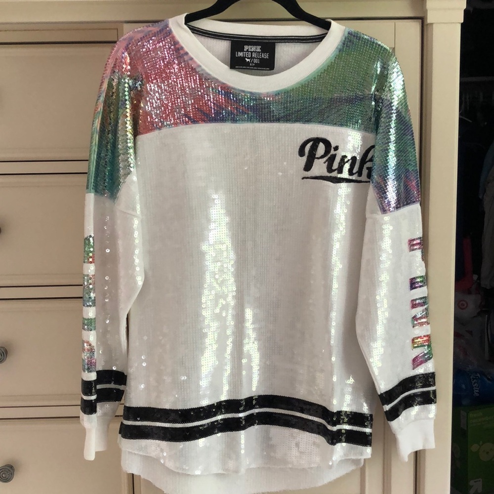 PINK Limited Release 🐕/001  Sequin Shirt